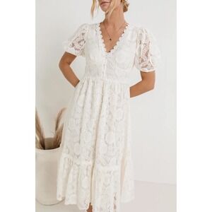 Elegant Lace Midi Dress in Cream
